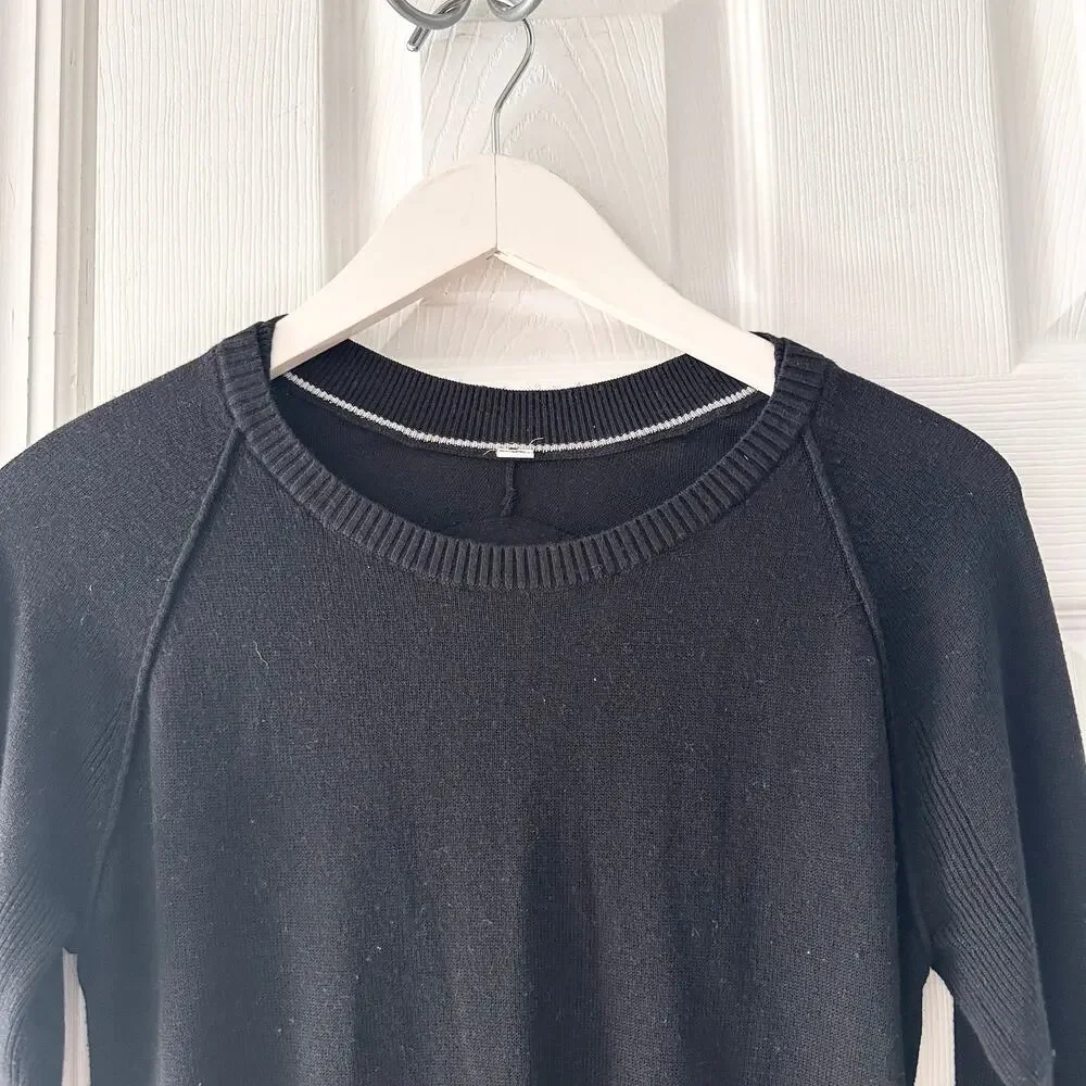 Lululemon Black Sunshine Coast Be Bold Long Sleeve Fitted Sweater M/L Thumbholes - Picture 3 of 9